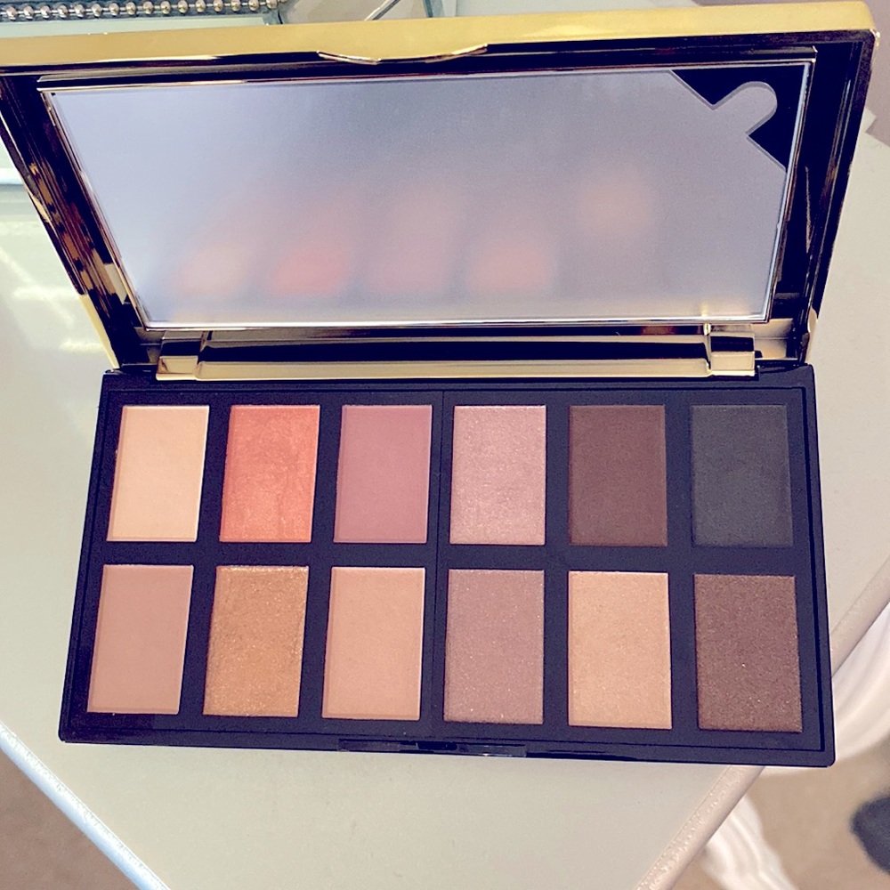 Lancome Eye and Face Pallette Limited Edition 2022.